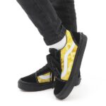 VANS KIDS OLD SKOOL SHOES GLOW LIGHTNING BLACK YELLOW - Image 5