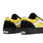 VANS KIDS OLD SKOOL SHOES GLOW LIGHTNING BLACK YELLOW - Image 8