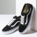 VANS OLD SKOOL SHOES BLACK WHITE - Image 5
