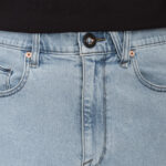 VOLCOM BILLOW DENIM SHORT DESERT DIRT INDIGO - Image 4