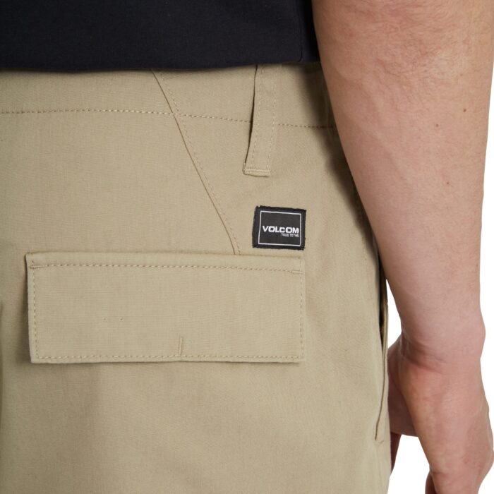 VOLCOM MARCH CARGO SHORT KHAKI - Image 6