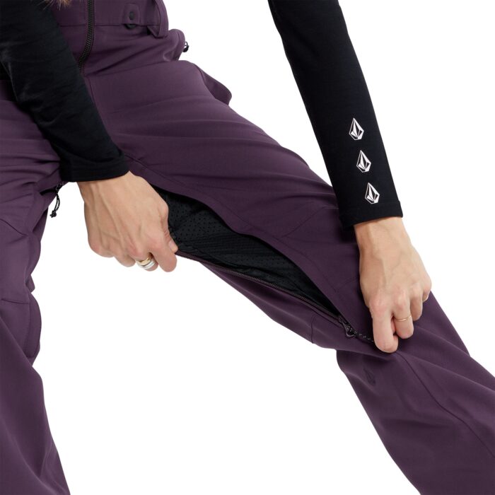 VOLCOM SWIFT BIB OVERALL WOMEN SNOWBOARD PANT BLACKBERRY - Image 11