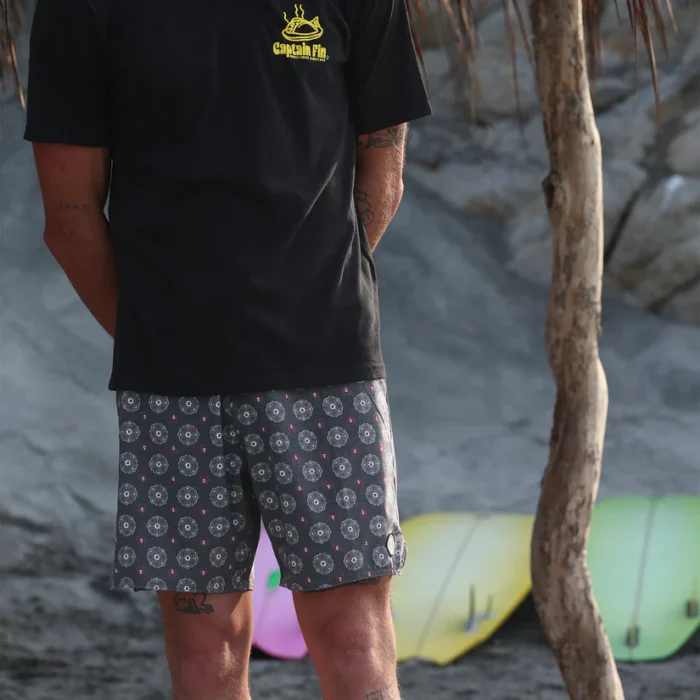 CAPTAIN FIN VOYAGER PAISLEY BOARDSHORT BLACK - Image 3