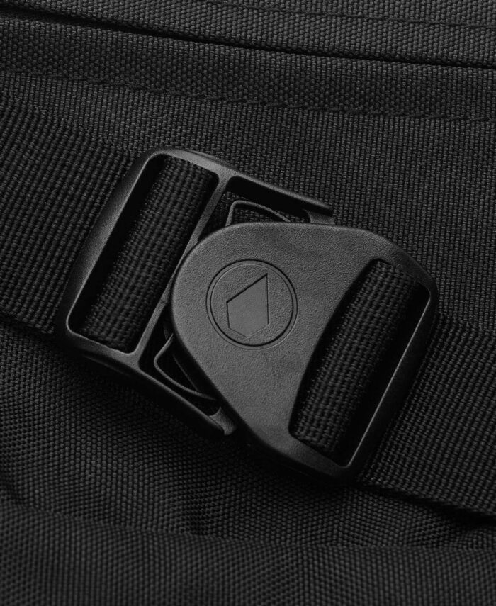 VOLCOM WAISTED PACK BLACK - Image 6