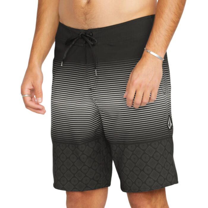 VOLCOM LIDO STRIPE MOD TECH 20 BOARDSHORT BLACK - Image 4