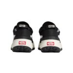VANS MTE CROSSPATH SHOES BLACK WHITE - Image 4