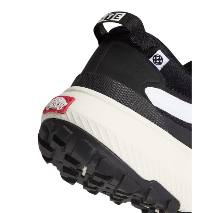 VANS MTE CROSSPATH SHOES BLACK WHITE - Image 8